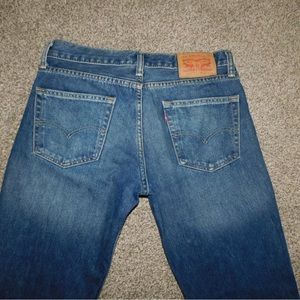 Levis 511 dark wash